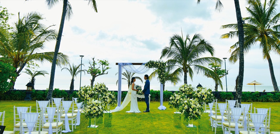 Beachfront Villa Garden Natural Wedding 